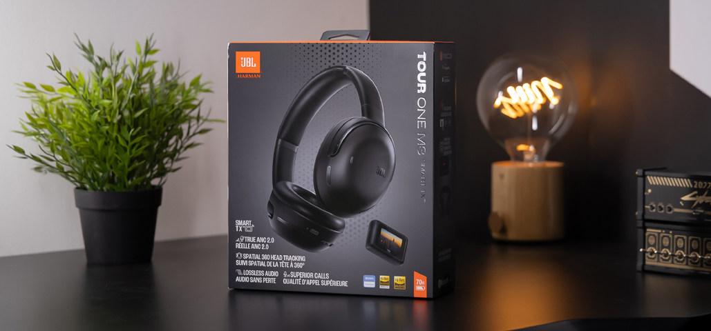 JBL TOUR ONE M3ѧ콢SMART Tx չ߽߱